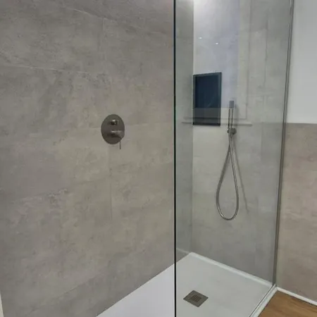 Daire Puerta A Patios